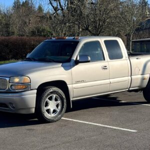 2004 GMC Sierra Denali AWD Quadrasteer